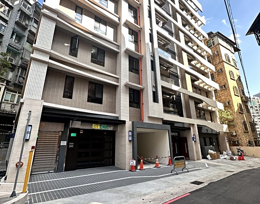 海鷗日光全新交屋二房-可租補 - Image 1