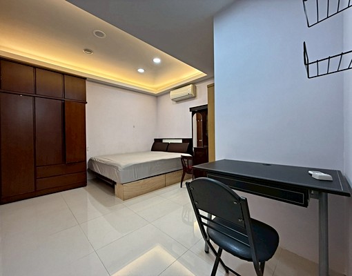 三房可租補仁愛機車可直達美寓 - Image 5