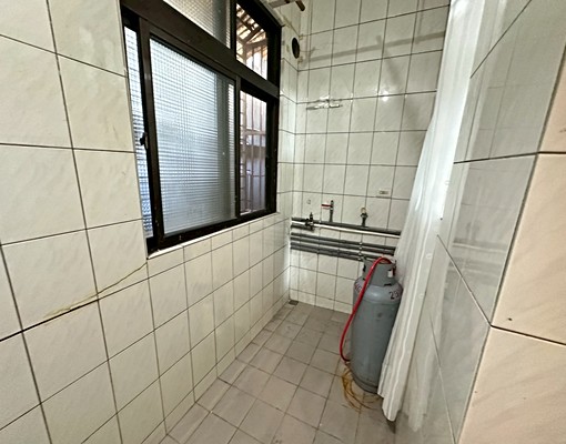 近台北橋站/三和夜市/過橋就是台北市、交通便利! - Image 5