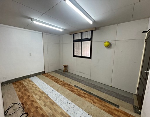 過橋即公館低樓層可當住家工作室可寵 - Image 1