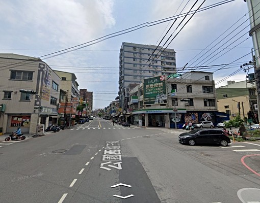 岡山前峰商圈全新三角窗鑽石金店面一樓出租 - Image 12