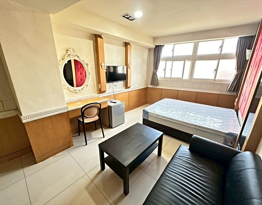 近藝文/夜市電梯套房!一級變頻冷暖氣~垃圾集中~可租補 - Image 1