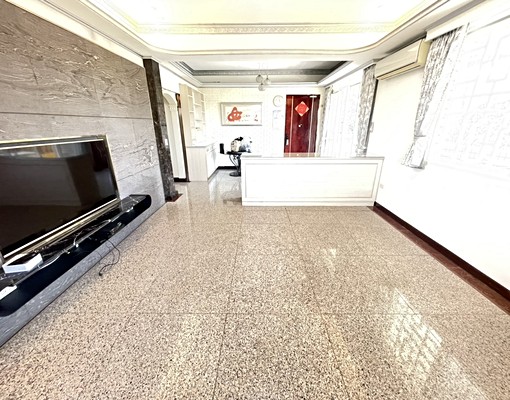 稀有大坪數4房出租~附車位 - Image 1