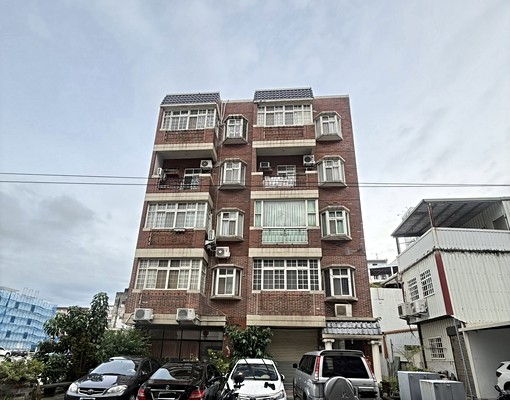 家具齊全,可申請租補,近醫院、學校和健身房,巷內安靜! - Image 8