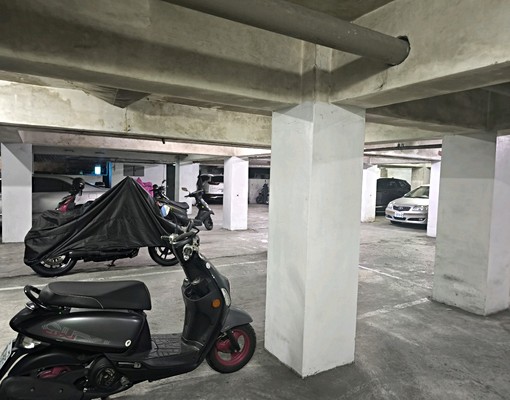 蘆洲永平公園旁邊,宜興診所B2坡道平面車位 - Image 7