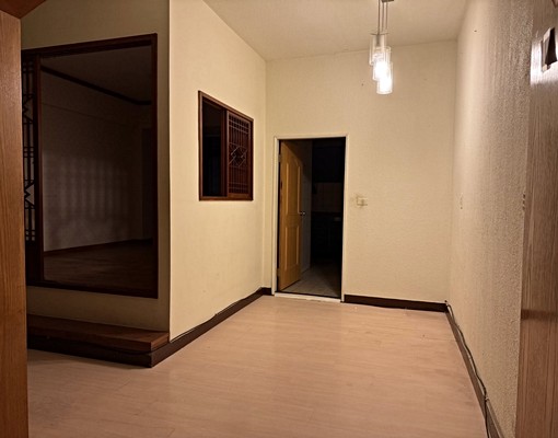 40坪4房1樓適合大家庭可租補/走路到捷運站約6分鐘 - Image 4
