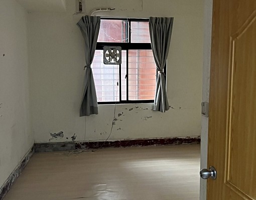 40坪4房1樓適合大家庭可租補/走路到捷運站約6分鐘 - Image 6