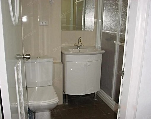 清新電梯雅房含管理費,近新崛江商圈 - Image 4