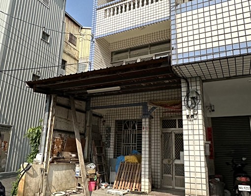 2樓獨立一層套房,有對外窗,明亮 - Image 1