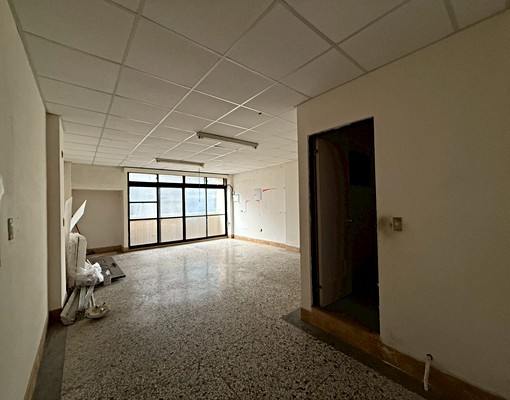 豐原市中心黃金店面整棟透天出租 - Image 7