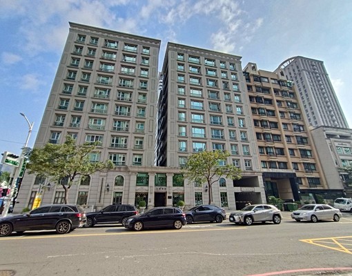 新灣區法國愛樂採光美3房+平車 - Image 1