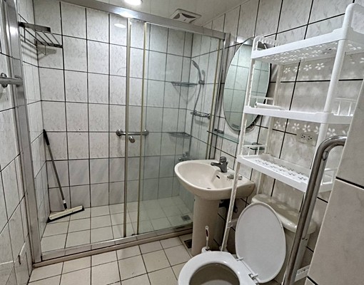 南勢角站500公尺，兩房一廳26坪可租補 - Image 2