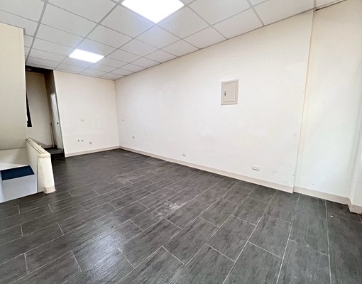 鄰近東門市場.市政府.東門圓環可做工作室店面一二樓 - Image 9