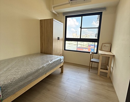 屋主自租(LM特區旁)全新三房平車(含管理費/車位) - Image 5