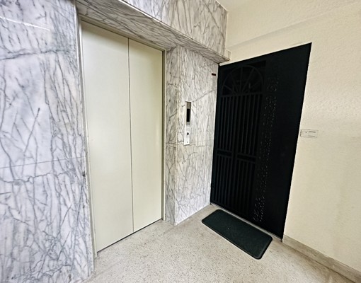 採光通風全視野信義商圈優質電梯大樓前後大陽台屋況極佳 - Image 2