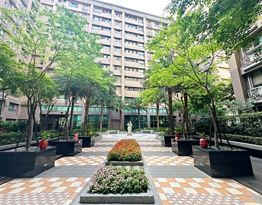 三井outlet扶輪公園羅芙宮大4房車 - Image 1