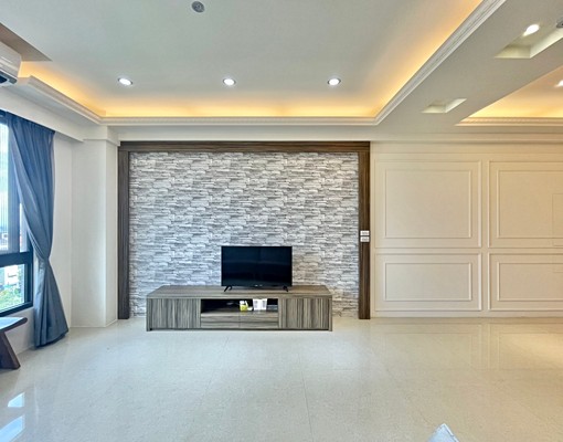 【昊子來了】青埔書法公園。拎包入住。租補入籍裝潢3房車 - Image 1