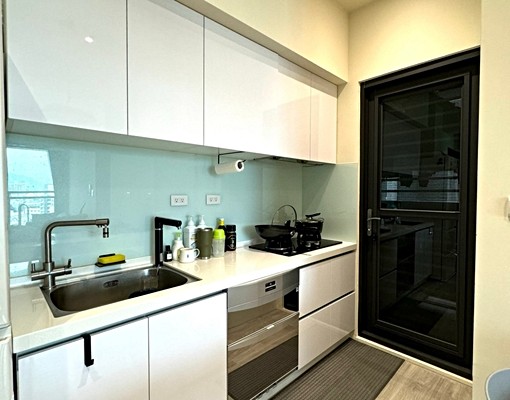 屋主直租🔥免仲介費🔥可租補大里悅幸福二房平車全配視野戶 - Image 6