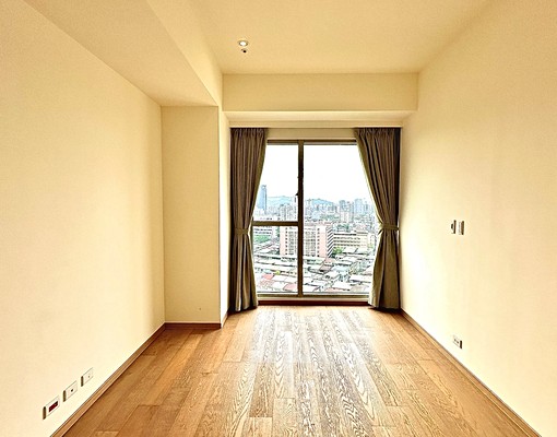 捷運七張站🌲電梯兩房坡平車位🌲五峰重劃區 - Image 5