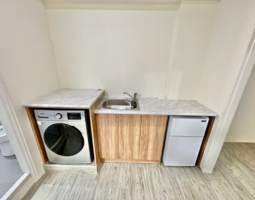 可租補✨超大正一房一廳✨可寵可狗✨洗脫烘✨流理臺✨採光美房 - Image 5