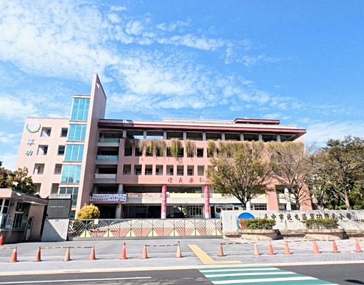 東山高中3房+休旅車位🤩可租補 - Image 12