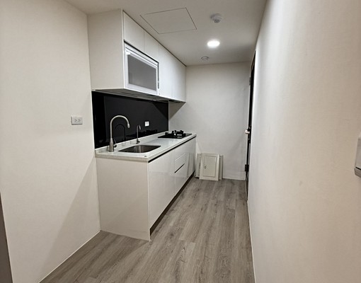 全新首租~美裝潢高樓景觀大三房附平車~家具全~喜歡要快 - Image 6
