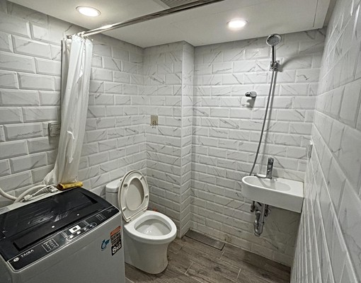 社會住宅★中原商圈公寓獨立大套房★有管理員代收包裹丟垃圾 - Image 2