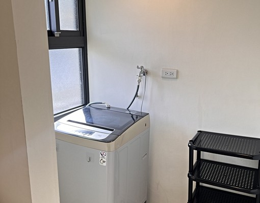 ✨近東海商圈,可租補可貓✨陽台,室內機車位✨不用追垃圾車 - Image 5