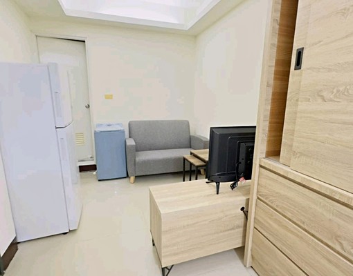 獨立套房/全新裝潢優質好屋/捷運5分/可租補/台電計價 - Image 2