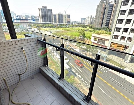 文學苑-"新市鎮"大兩房"+車位-先搶先贏呦~~ - Image 5