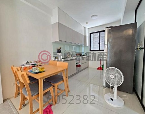 【閑自然】竹南園區旁裝潢絕美透天 - Image 4