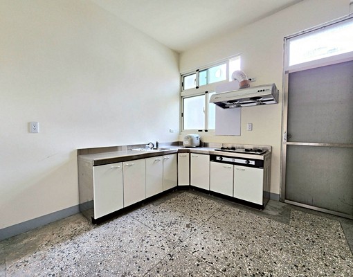 ♥東山商圈|可店住透天厝-自住可租補 - Image 6