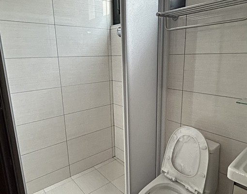 房東自租文心秀泰全新大套房全配.可租補 - Image 5