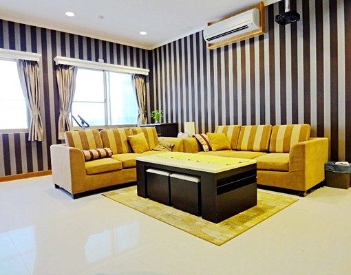 長榮花園✦可入籍3+1房稀有1F進出便利設備齊全.附車位 - Image 1