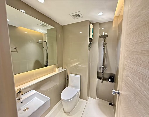 租補💕可貓💕質感裝潢💕超大採光💕速加賴約💕中國醫 - Image 5