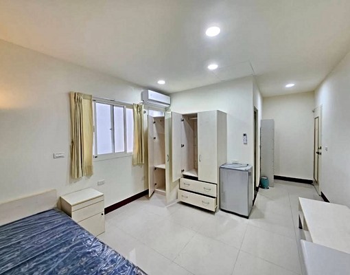 東區*力行路旁套房*含汽車位*可租補 - 591租屋網 - Image 2