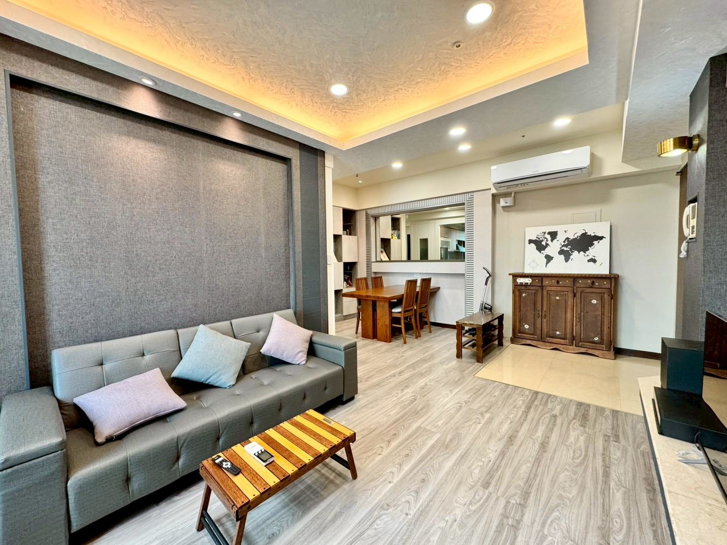 信實豪豪他爸🐻西區勤美生活圈高樓景觀兩房平車