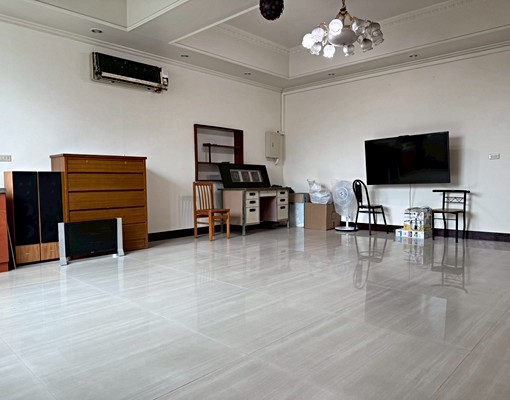 出租-二重埔國中旁大雅房或工作室/可租補不可寵 - Image 1