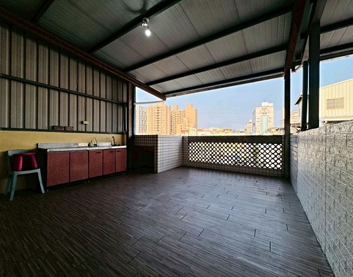 內新黃昏市場旁大地坪邊間透天 - Image 14