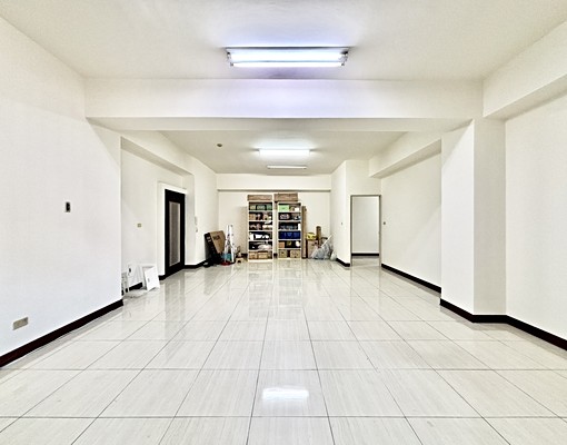 🏙️巨蛋商圈核心地段|住辦合一空間靈活運用|雙套房+客廳 - Image 10