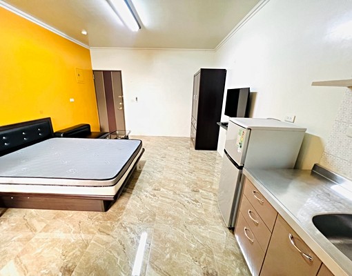 (免仲介費)獨立陽台7坪大套房!附設小廚房! - Image 8