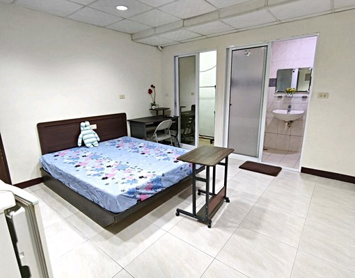 ★可寵★近寶仁小陽台精緻套房拎包入住 - Image 1