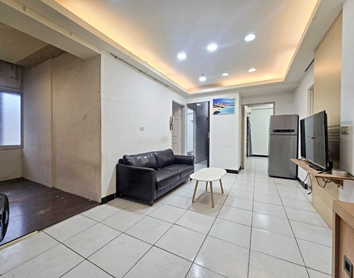 太原車站三房+休旅車位︱台水電︱捷運五分鐘︱近商圈生活機能好 - Image 2