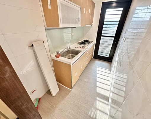 尼爾森精選💥米蘭花園💥精裝景觀兩房💥可租補戶籍💥平車 - Image 14