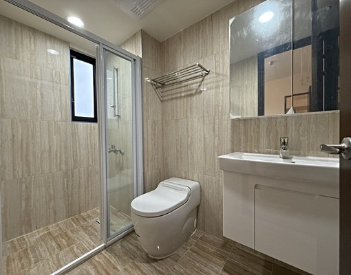 A10公園翫💛頂樓露臺戶三房(車位可另租) - Image 1