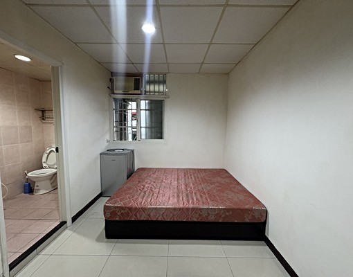 板新❣獨洗曬/可租補報稅/傢俱齊全/採光通風/衛浴開窗 - Image 3