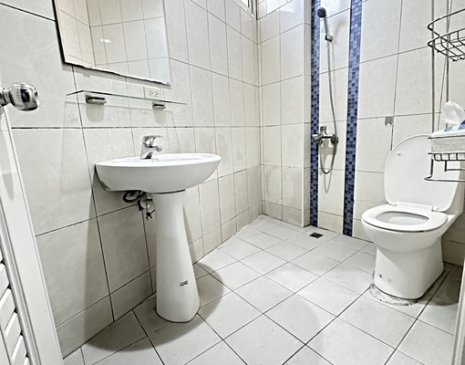 近市政府✅超.超.超大間/獨洗曬/流理台✅電梯 - Image 10