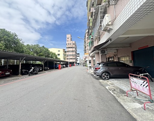 租-桂林商圈🚘便宜租1+2樓🚘店住騎車停車 - Image 1