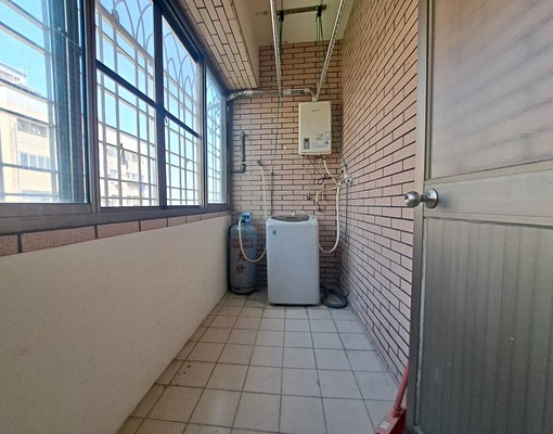 新市國宅3房2衛+車位 - Image 3