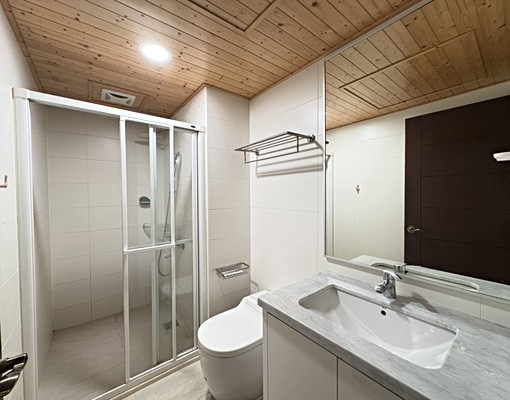 信義國小捷運站精品2房 - Image 10